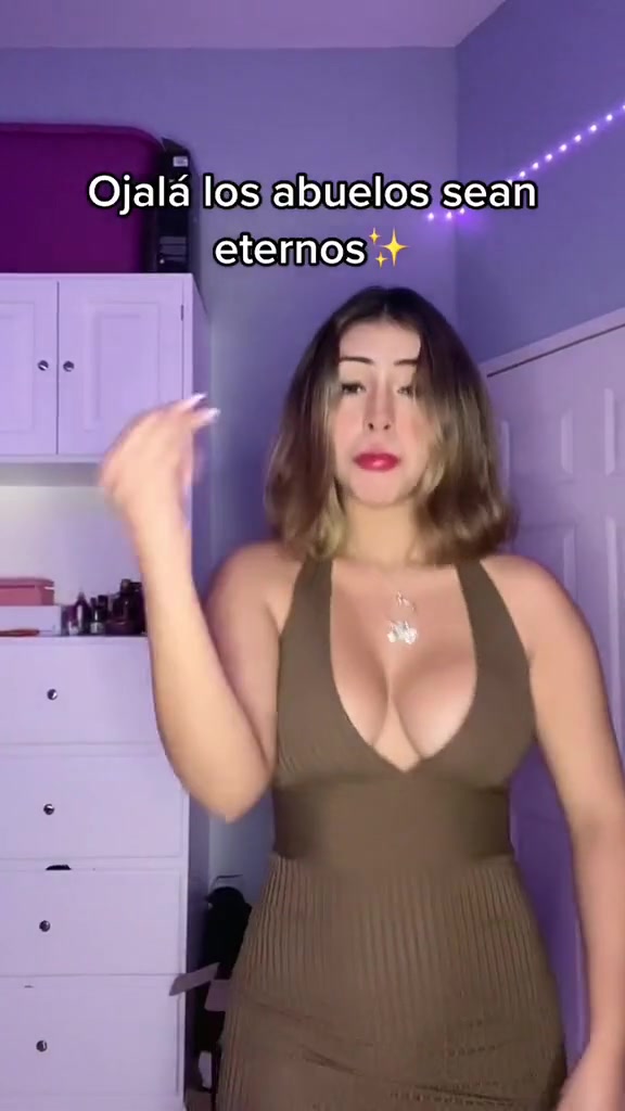 Rullanizq Show HOT Big Boobs New Video