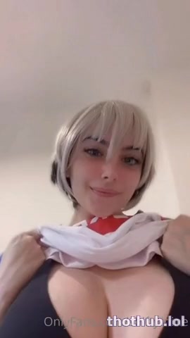 Shiftymine – Show Off Big And Round Boobs