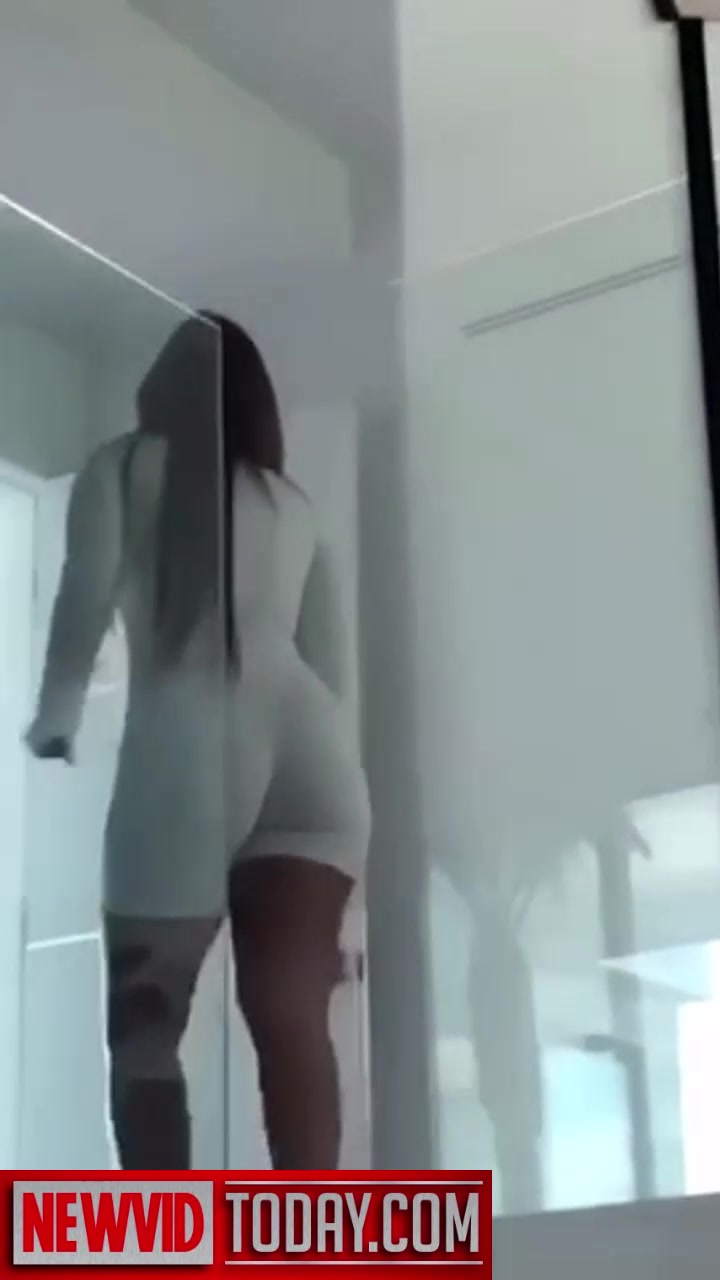 Catherine Paiz – New video big ass