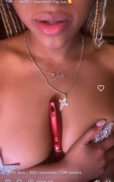Kalani Rodgers – [ Onlyfans ] masturbate pusy with dildo [PornSet]