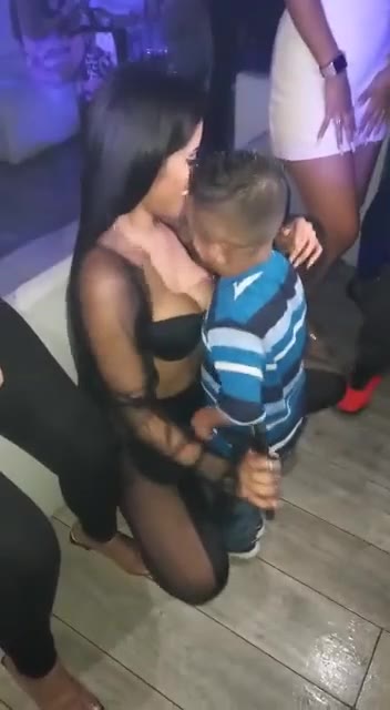 Daniela Ronquillo – Her sexy video