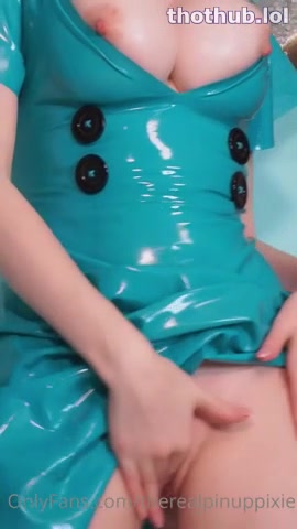 Pinuppixie having an orgasm while masturbating with her hands – Sex Tape