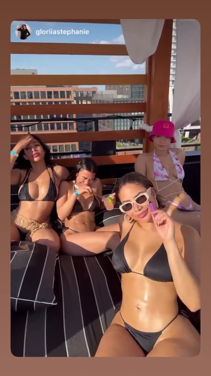 peya bipasha Show Big Boobs And Bouncing Ass