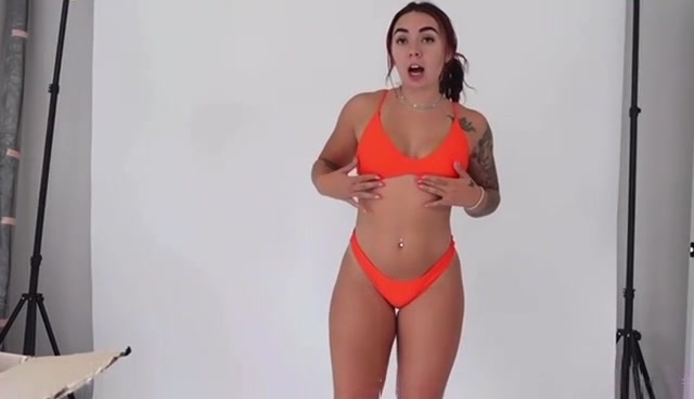 Abby Berner Show Big Bouncing Ass