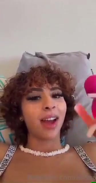 fwtina play pussy with dildo Of Onlyfans