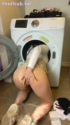 Myla del rey washing room dildo