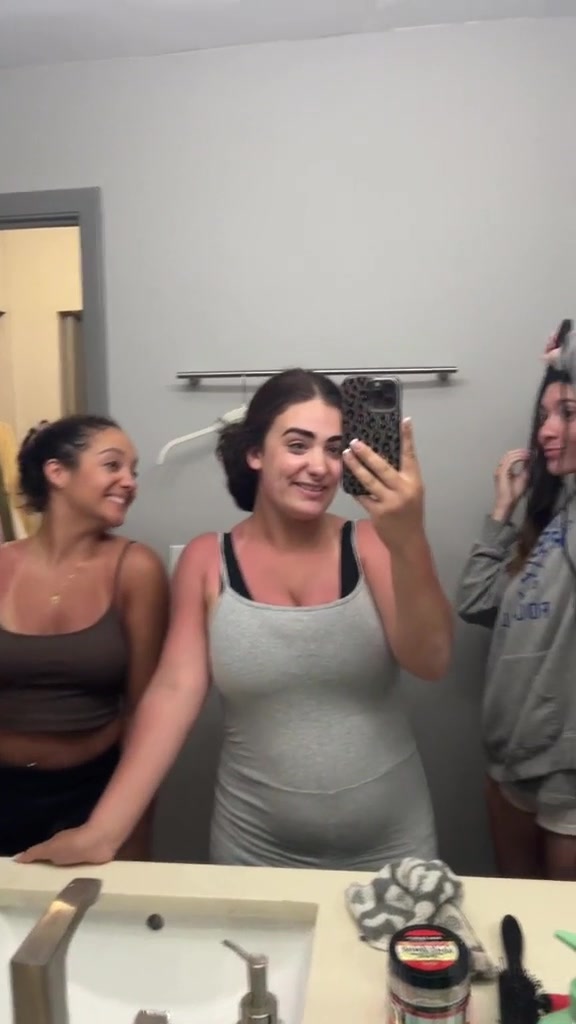 veronica correia Show Big Boobs Bouncing Very Lewd
