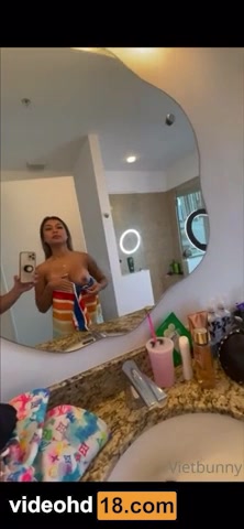 vietbunny Show Big Boobs And Ass In Bathroom