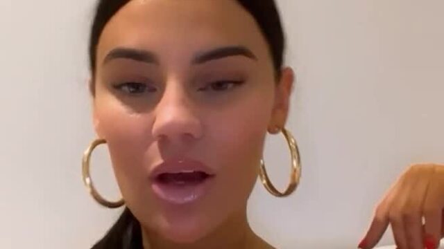 Hannah Marbles Onlyfans Leaked – Show Her Boobs