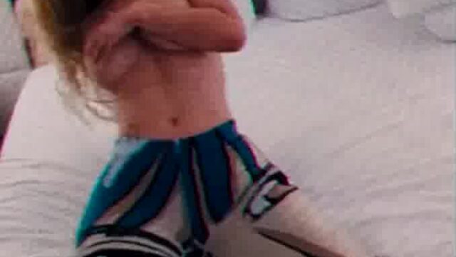 Iggy Azalea – Topless On Bed
