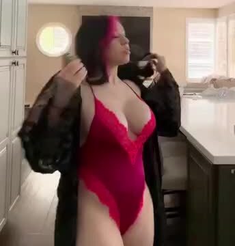 salice rose Onlyfans Leaked – Shower Big Ass Very Lewd