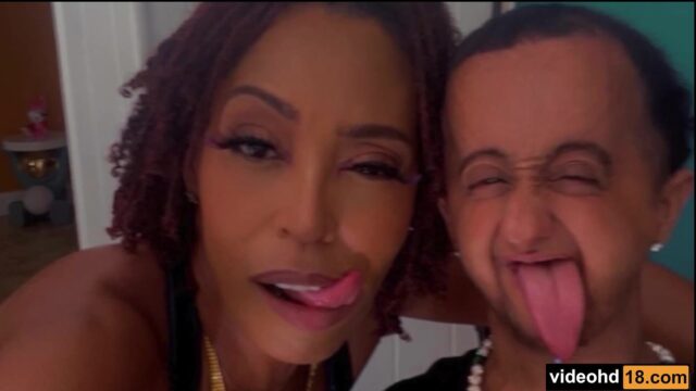 Baby Alien & Kisha Chavis Leaked Video Fucking In The Fan Van