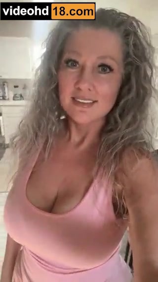 Rae Richmond Onlyfans – Show Boobs Bouncing Very Lewd